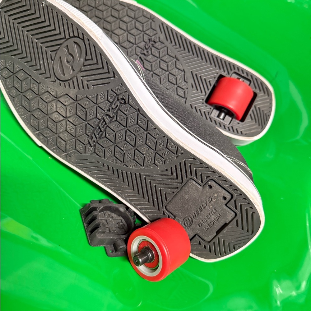 Heelys Black and Red Skate Shoes